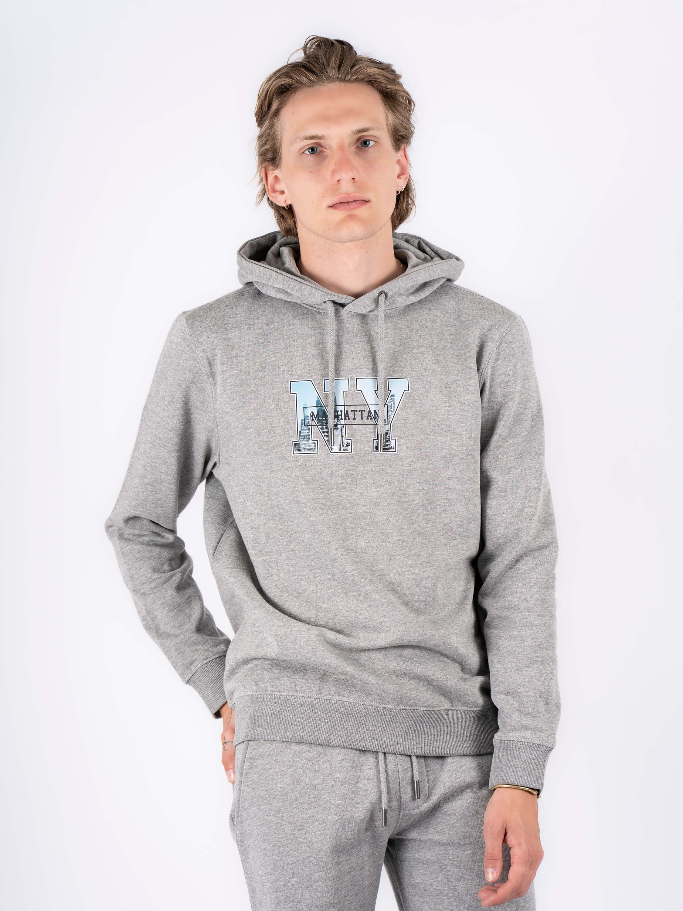 Marcus Sweatshirt-medium